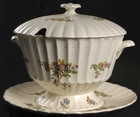 Wicker Lane (Basket Weave) Tureen & Lid w/Underplate
