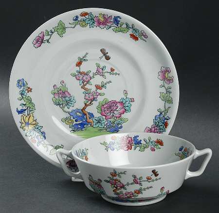 Willis (Y2684) Footed Cream Soup Bowl & Saucer Set