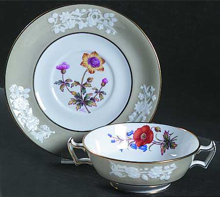Y2855 Footed Cream Soup Bowl & Saucer Set