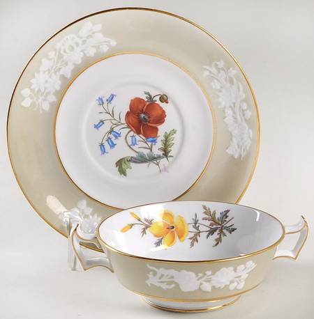 Y2855 Footed Cream Soup Bowl & Saucer Set