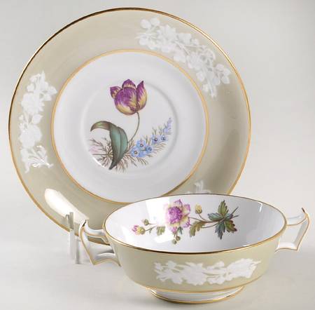 Y2855 Footed Cream Soup Bowl & Saucer Set