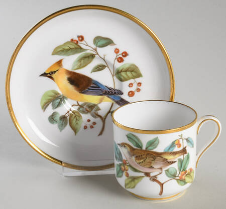 Y6437 Footed Demitasse Cup & Saucer Set