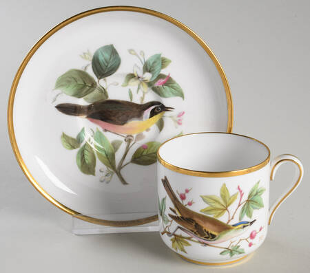 Y6437 Footed Demitasse Cup & Saucer Set