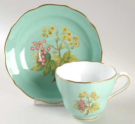 Y6630 Flat Cup & Saucer Set