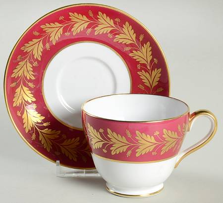 Y7326 Footed Cup & Saucer Set