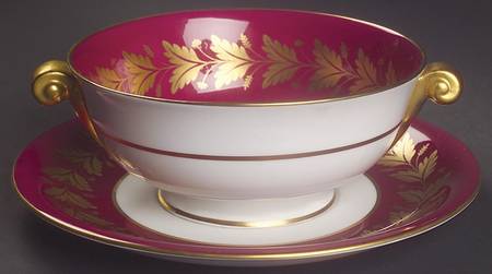 Y7326 Footed Cream Soup Bowl & Saucer Set