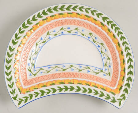 Fresh N' Fruity Crescent Salad Plate