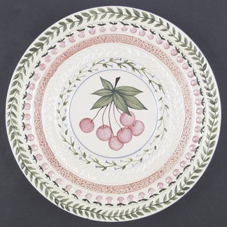 Fresh N' Fruity Dinner Plate