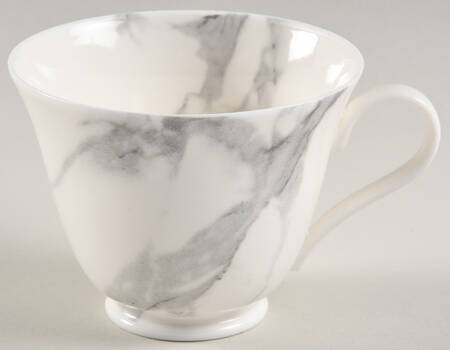 Calacatta Gray Footed Cup