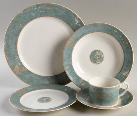 Claudius 5 Piece Place Setting