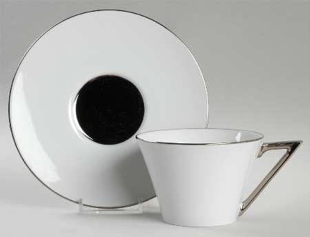 Lune Blanc Flat Cup & Saucer Set