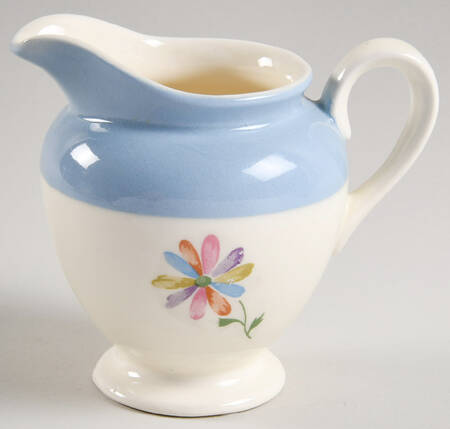 1296 Creamer