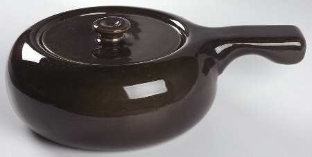 American Modern Black Chutney 2 Qt Round Covered Casserole