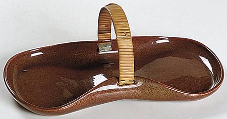 American Modern Brown 2-Part Relish with Reed Handle