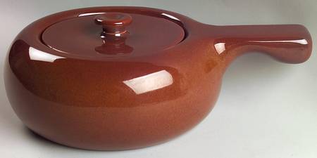 American Modern Brown 2 Qt Round Covered Casserole