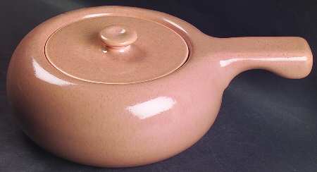 American Modern Coral 2 Qt Round Covered Casserole