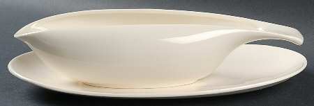 American Modern White Gravy Boat & Underplate/Relish