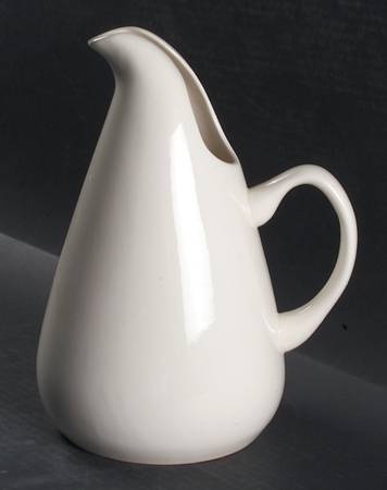 American Modern White 72 Oz Pitcher