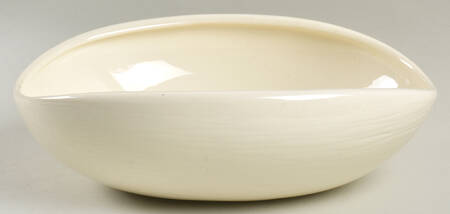 Contempora Sand White 8" Oval Vegetable Bowl