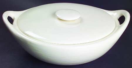Contempora Sand White 2 Qt Round Covered Casserole