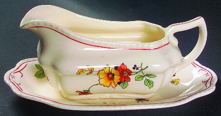 STB11 Gravy Boat & Underplate