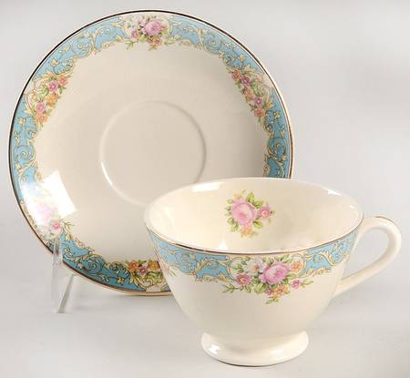 Blurose Footed Cup & Saucer Set