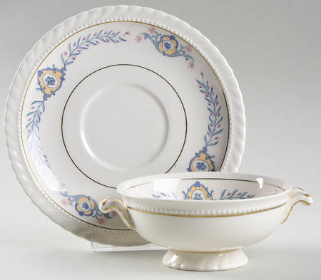 STB2 Footed Cream Soup Bowl & Saucer Set