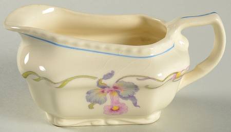 STB67 Creamer