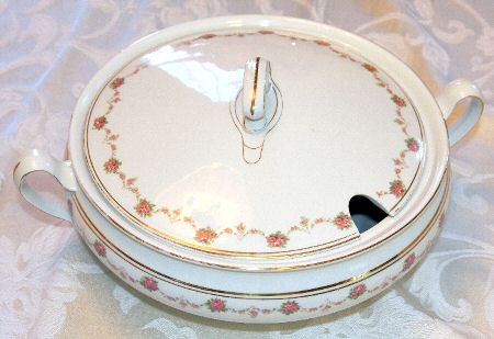 STB71 Round Covered Vegetable