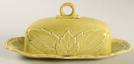 Woodfield Golden Fawn 1/4 Lb Covered Butter