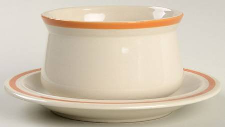 Pamela Gravy Boat & Underplate