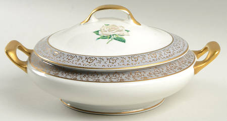 Chantilly Gray Round Covered Vegetable