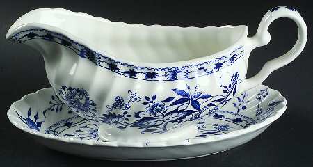 Blue Lily Gravy Boat & Underplate/Relish
