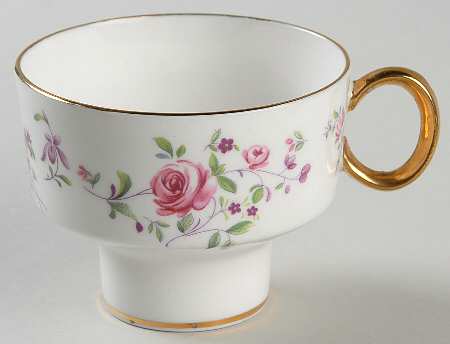STF2 Footed Cup
