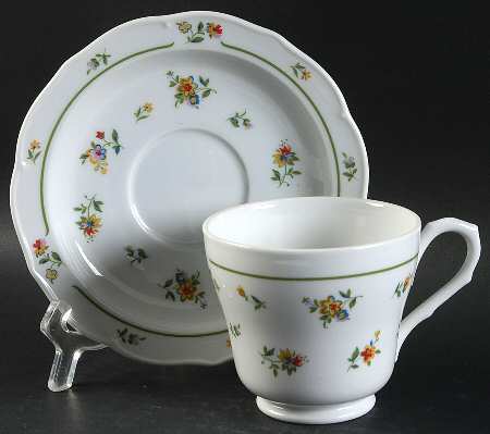 Aristocrat Footed Cup & Saucer Set