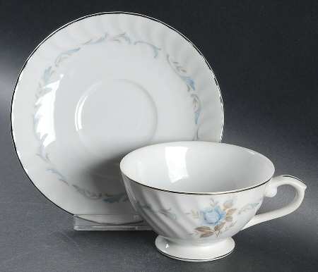 Carillon Footed Cup & Saucer Set