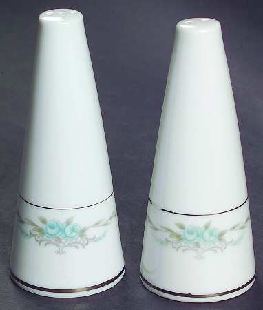 Corsage Salt & Pepper Set by Style House