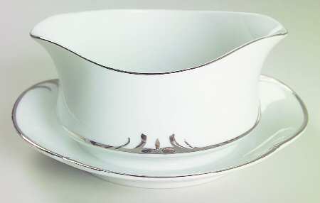 Embassy Gravy Boat with Attached Underplate