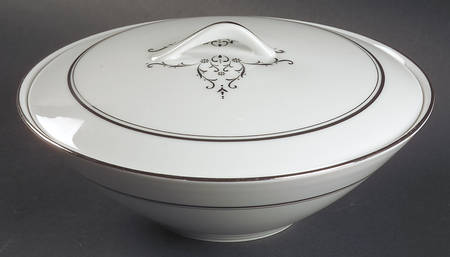 Granada Round Covered Vegetable