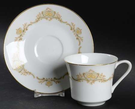 Prelude Flat Cup & Saucer Set