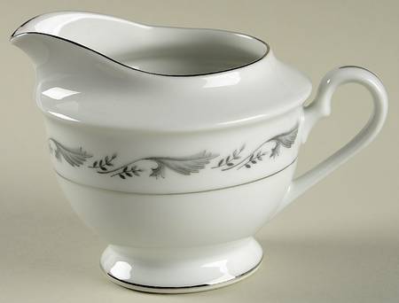 Regal Creamer