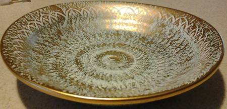 Antique Gold (Gold on Green Body) 9" Round Bowl