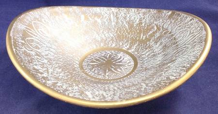 Antique Gold (Gold on Green Body) 11" Oval Bowl