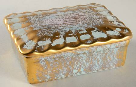 Antique Gold (Gold on Green Body) Cigarette Box & Lid