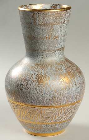 Antique Gold (Gold on Green Body) 9" Vase