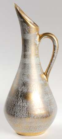 Antique Gold (Gold on Green Body) 32 Oz Pitcher