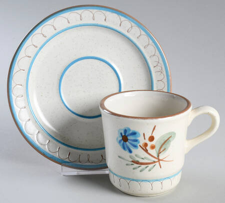 Blue Daisy Flat Cup & Saucer Set
