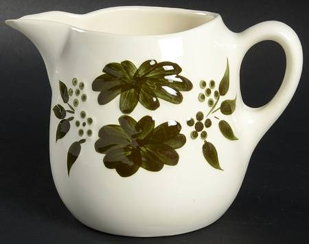 Blossom Ring 24 Oz Pitcher
