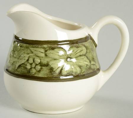 Blossom Ring Creamer