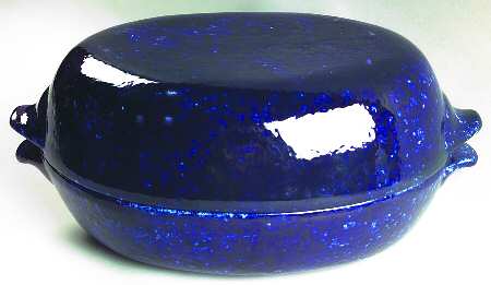Caughley Blue 11" Oval Baker & Lid